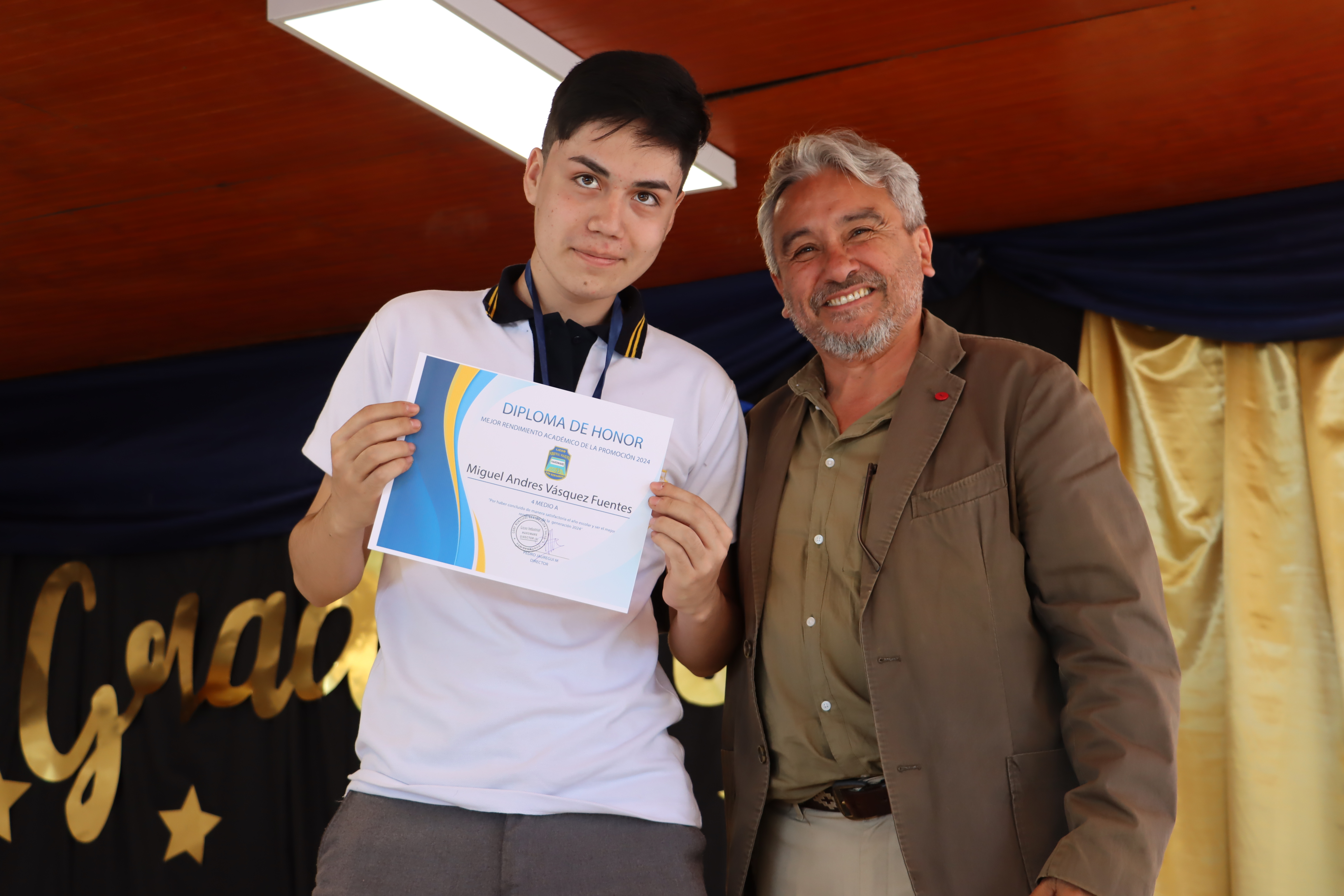 Mejor Rendimiento Académico 4°A